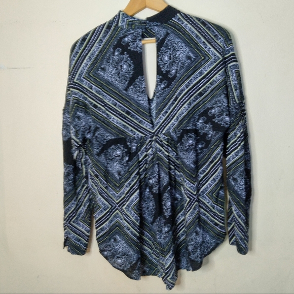 Free People Black Walking on a Dream Tunic Blouse Size S - Picture 7 of 14